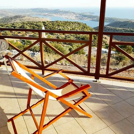 Ionian Balcony - بيت للعطل